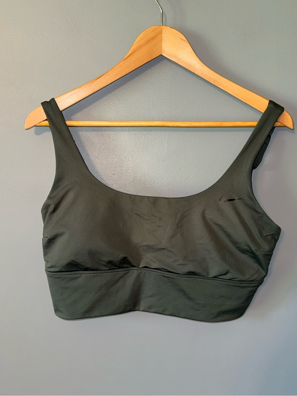 Nike Scoop neck swim suit bikini top